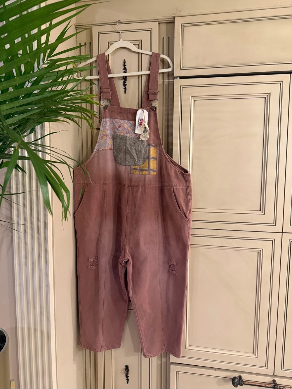 NWT EASEL LA PATCHWORK WASHED DISTRESSED DENIM OVERALLS Dusty Rose Western Boho